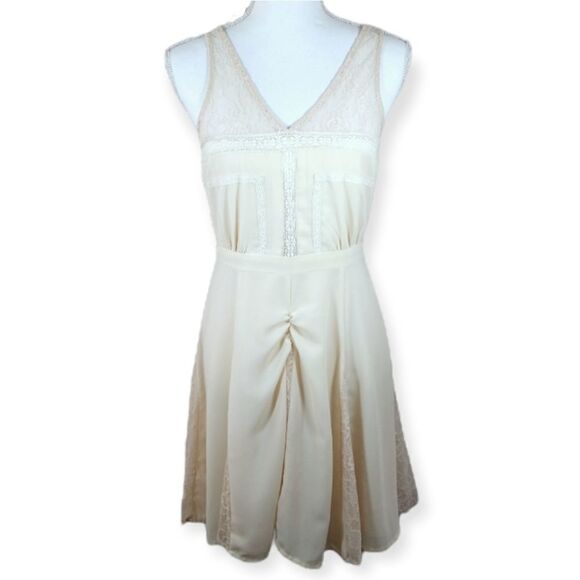 ARK & CO. ANTIQUE CREAM DRESS SZ.M EUC - Picture 1 of 9